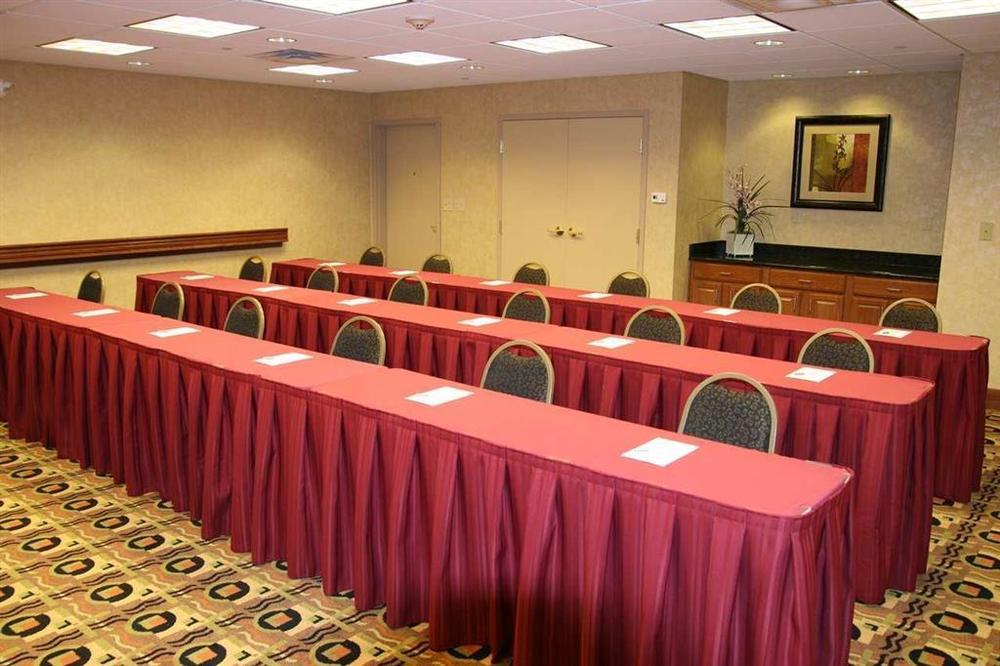 Hampton Inn & Suites Davenport Servizi foto