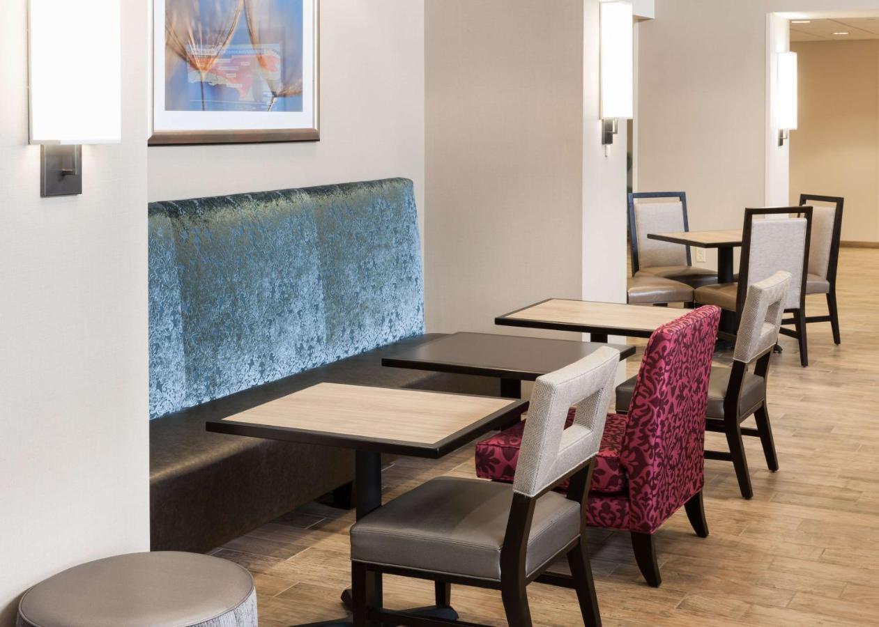 Hampton Inn & Suites Davenport Esterno foto